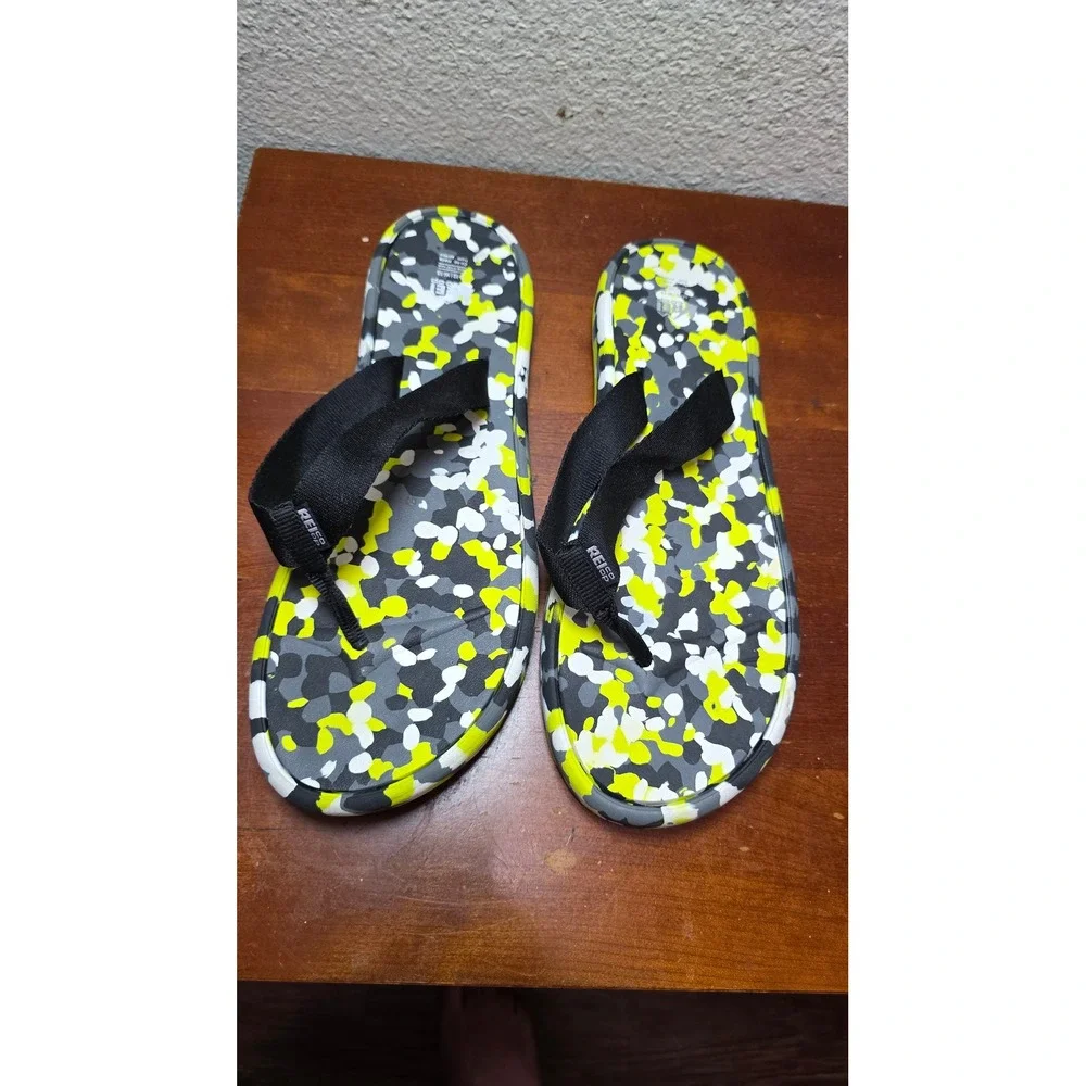 REI Co-op Flip Flop Sandals Mens 12 Womens 13 Yellow Grey Camo‎ Scraps Thong